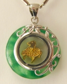 golden horse pendant